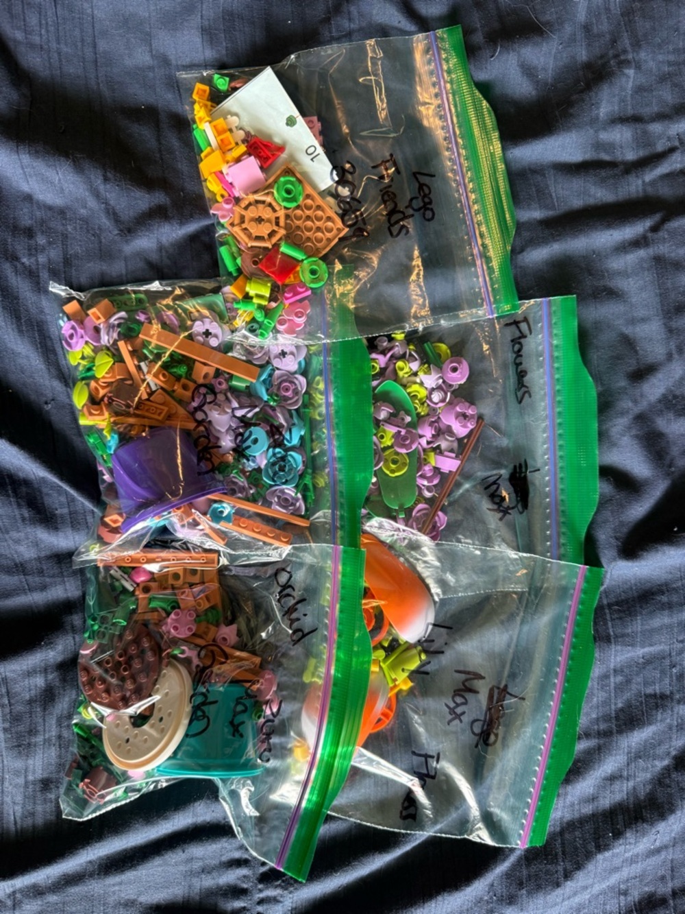 Assorted Small Building Toy sets. LEGO and Zuru